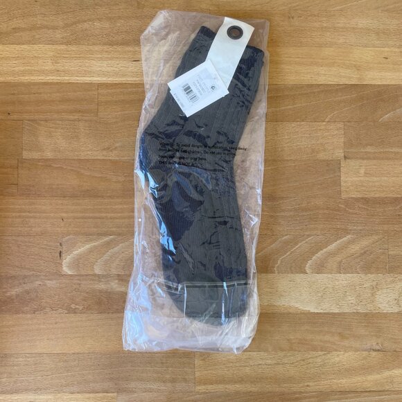 FREE PEOPLE Essential Socks Sock Cotton Cable Knit Brown OS - Picture 4 of 4